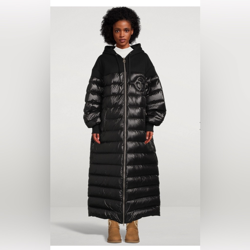 BNWT TELFAR x Moose Knuckles Black Puff Hoodie Coat, size unisex XS/S - Picture 2 of 9